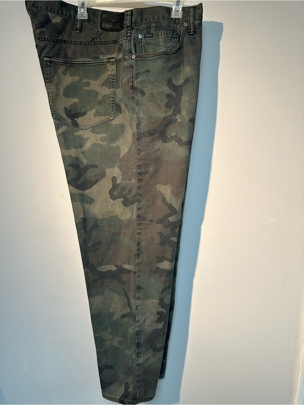 Ralph Lauren Men's Camouflage Straight-Leg Jeans- Green Camo